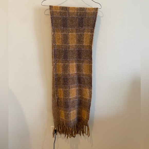 Sea New York Accessories - Plaid Wool Throw Blanket in Brown and Tan